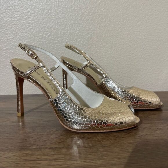 Stuart Weitzman Gold Textured Slingback Heels - Picture 2 of 8